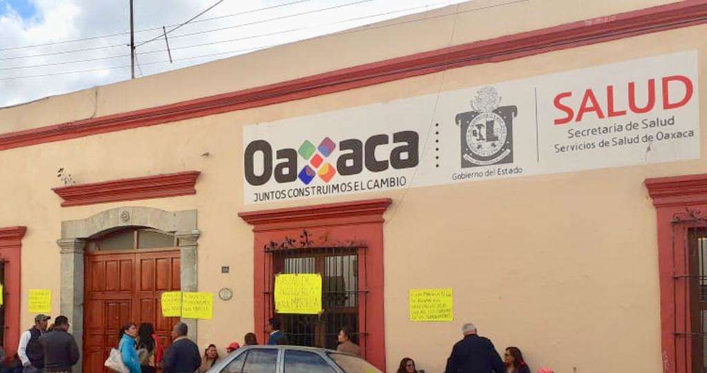 Continúa toma de oficinas de salud en Oaxaca – Primera Línea