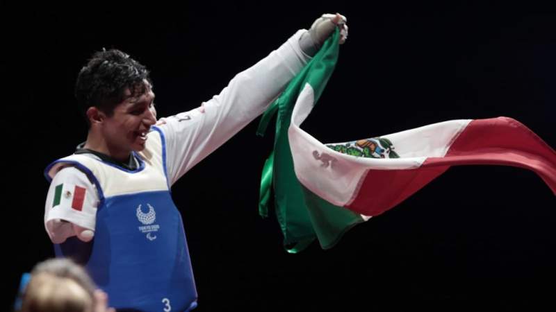 Equipo mexicano de ParaTaekwondo viajó a Campeonato Europeo 2022 por puntos  a París 2024